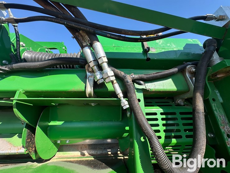 2018-john-deere-608sh-image-17