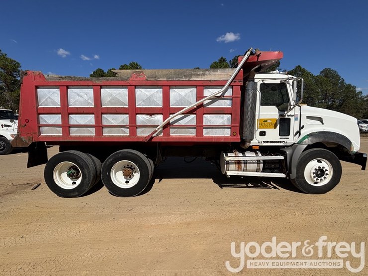 2007-mack-ct713-image-6