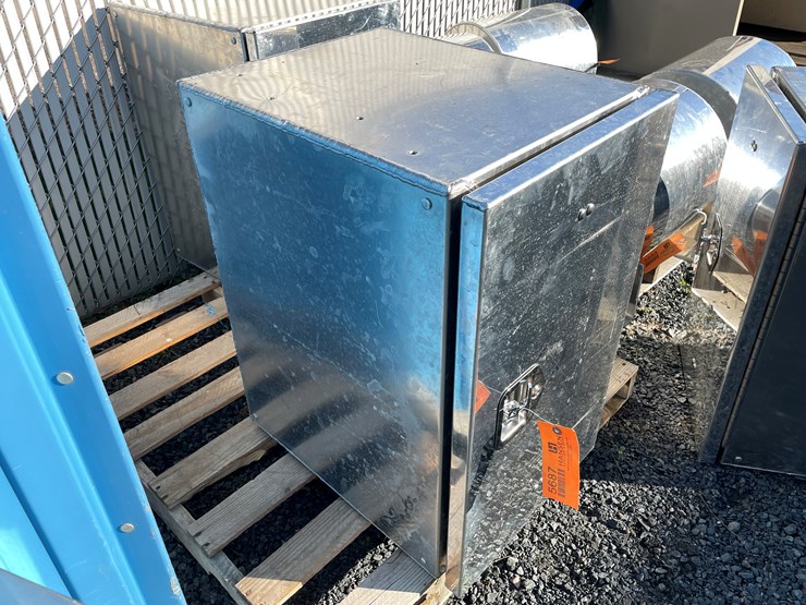 #5687-•-chandler-truck-mount-toolbox-image-3