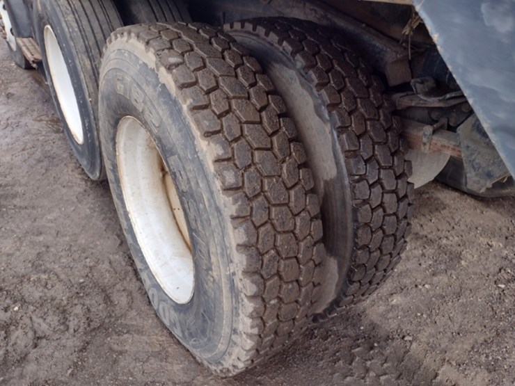 97-ford-l8501-image-28