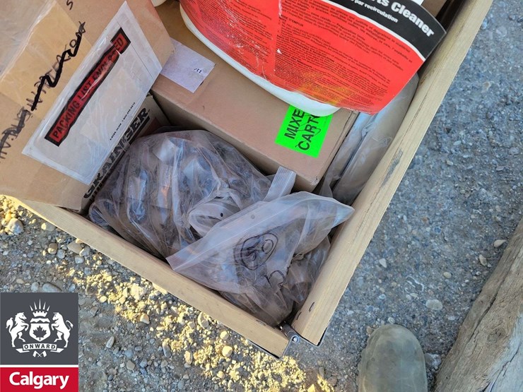 pallet-of-boxes-of-parts...-image-18