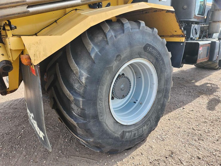 2013-agchem-9300-terragator-image-32