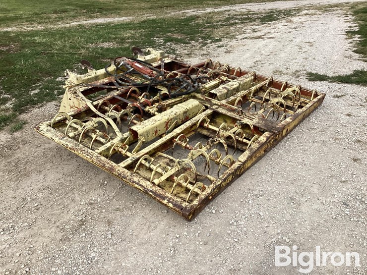 small-bale-accumulator-image-7