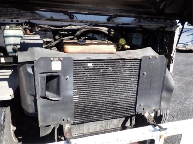 2015-freightliner-mt55-image-61