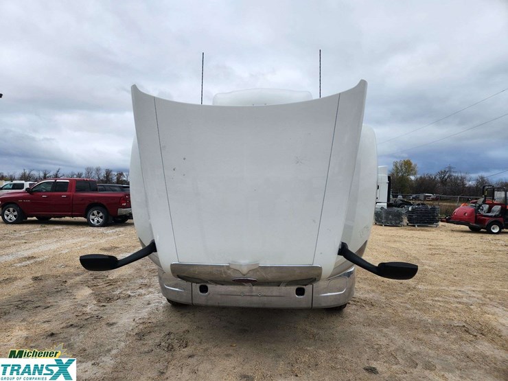 2019-peterbilt-579-image-19