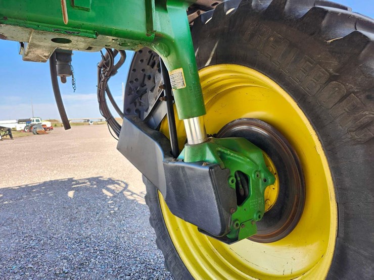 2010-john-deere-4830-image-41