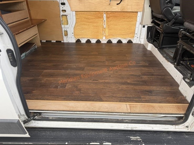 2015-dodge-ram-2500-image-25