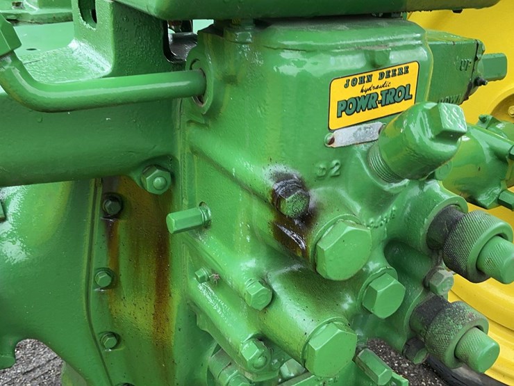 john-deere-b-image-19