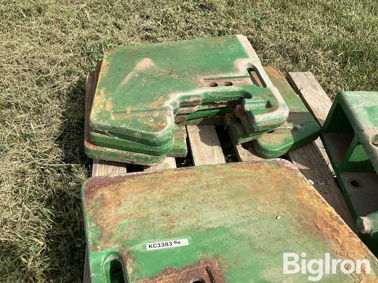 john-deere-front-tractor-weights-&-bracket-image-13