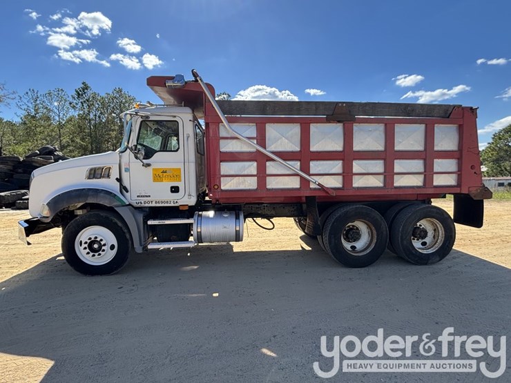 2007-mack-ct713-image-2