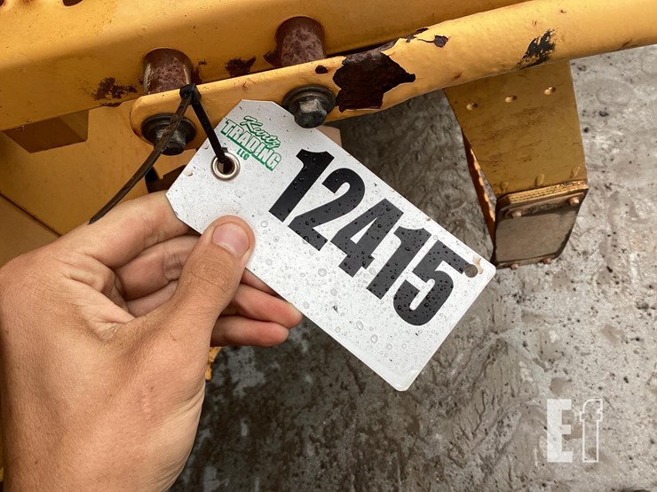 2012-volvo-l70f-image-25