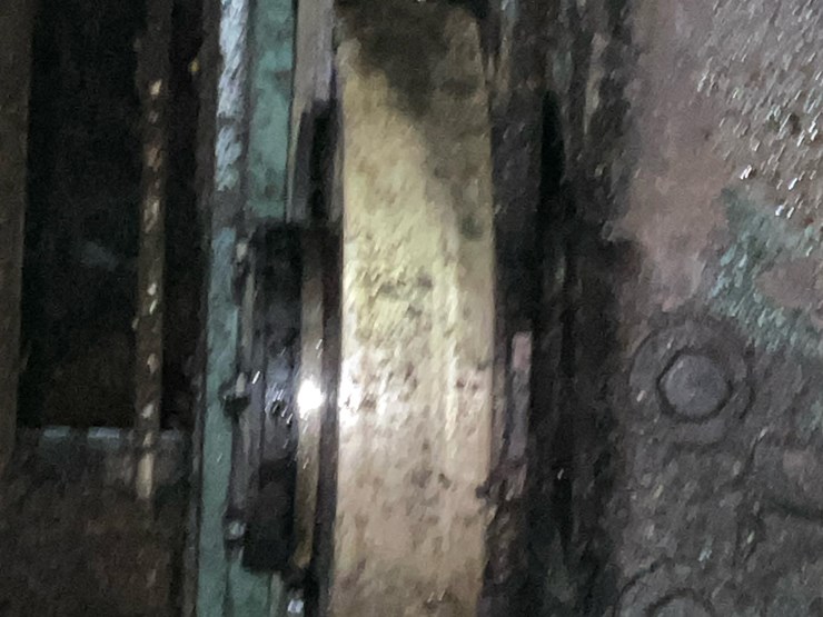 #100-•-cleereman-carriage-image-33