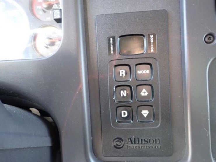 2017-freightliner-m2106-s/a-van-truck-3alacydt0hdj-image-5