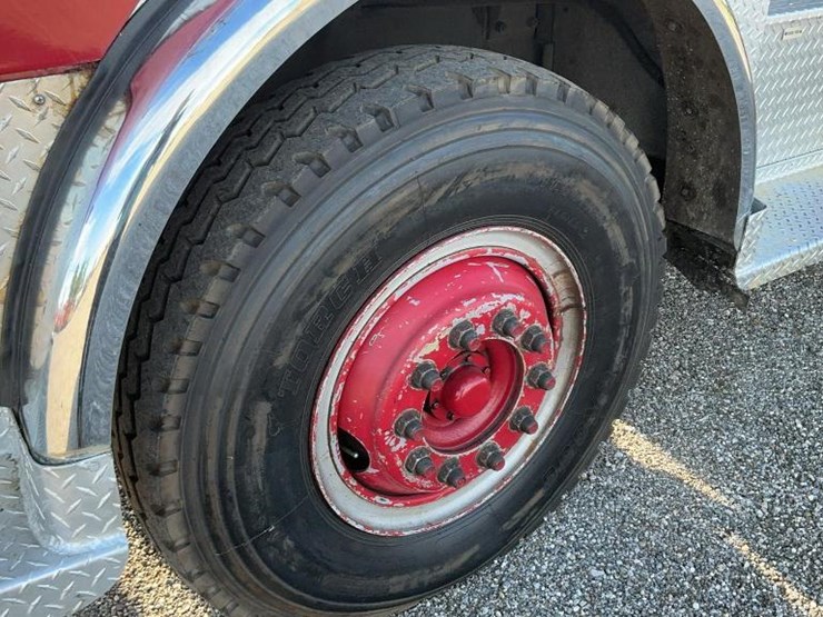 #2000-•-1982-sutphen-deluge-fire-engine-truck-detroit-diesel-6v92ta-image-15