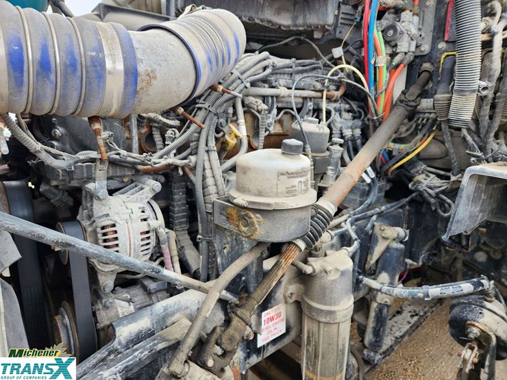 2018-peterbilt-579-image-24