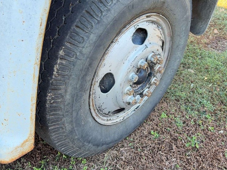 1984-chevrolet-c65-image-16