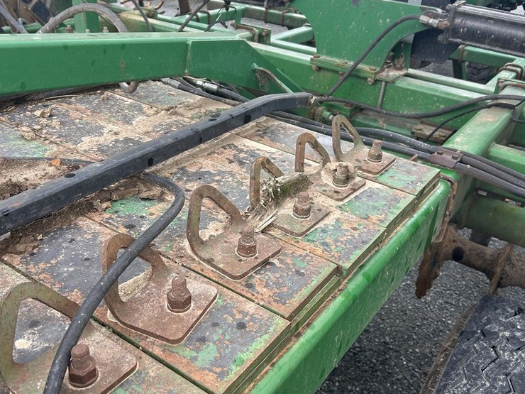 2014-great-plains-4000tt-image-12