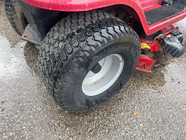 #14063-•-toro-lawn-tractor-(o4)-image-17