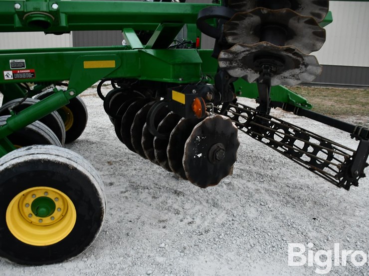 john-deere-2623vt-image-16