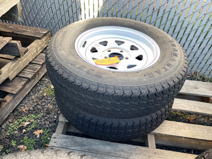 #5705-•-(2)-st205/75d15-tires-on-5-bolt-rims-image-1