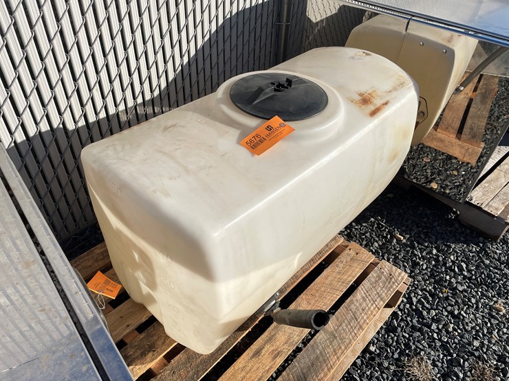 #5676-•-50-gallon-poly-tank-image-3