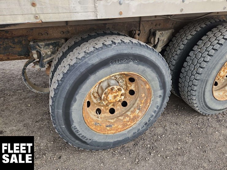 2008-kenworth-t800-image-12