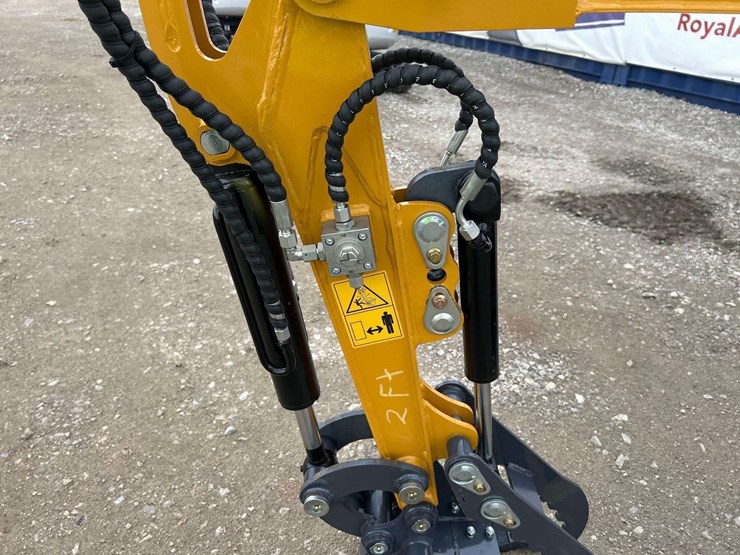 2025-sdlanch-sdle18p-mini-excavator-image-13