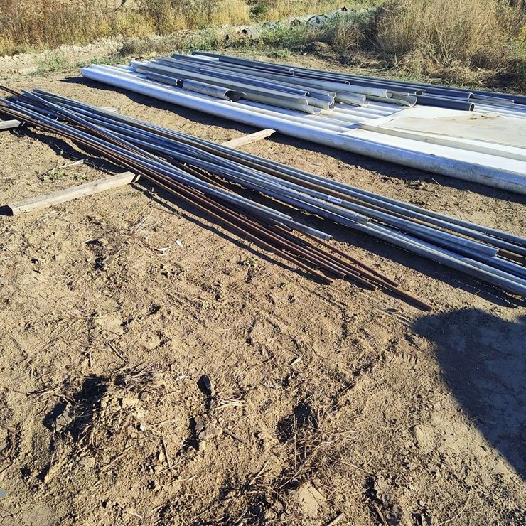 Assorted Metal Pipe and Poles (Approx 10ft Lengths)