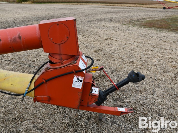 2005-westfield-mk100-61-swing-away-auger-image-17