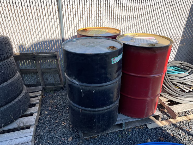 #5699-•-(3)-55-gallon-steel-drums-image-1