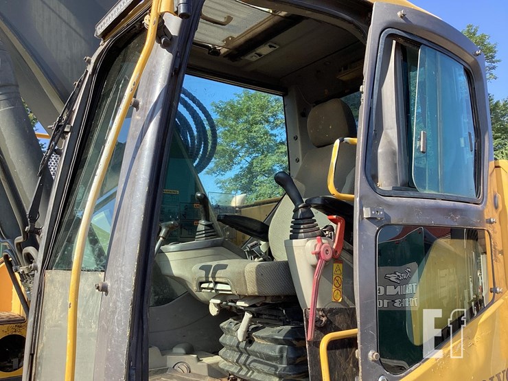 2008-volvo-ecr235cl-image-14