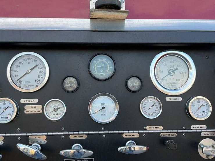 #2000-•-1982-sutphen-deluge-fire-engine-truck-detroit-diesel-6v92ta-image-36