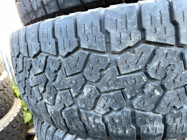 #5701-•-(4)-falken-wild-peak-a/t-17"-tires-image-8