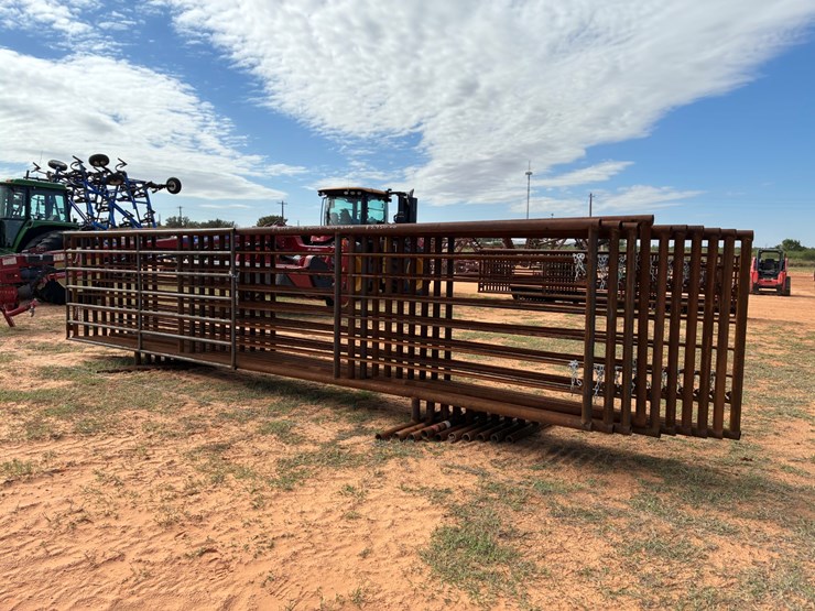 #t8213-•-(10)-cattle-panels-image-1