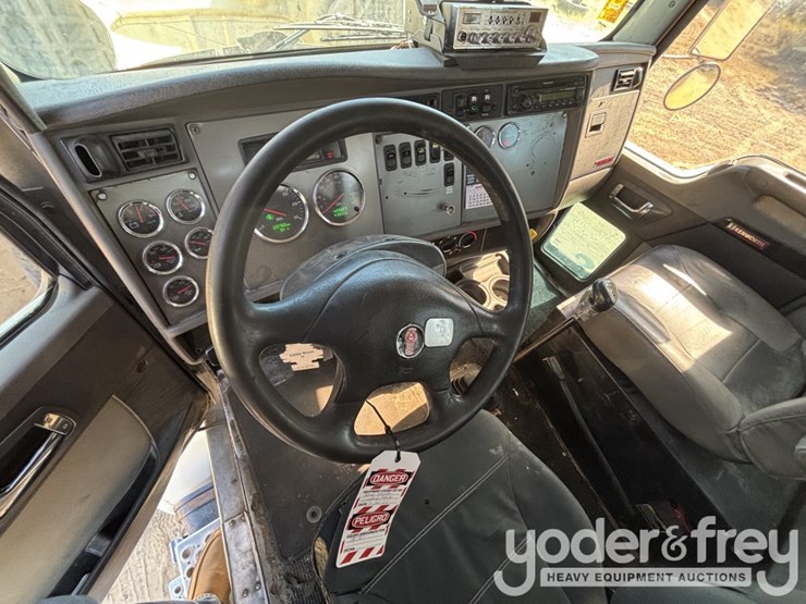 2015-kenworth-t370-image-14