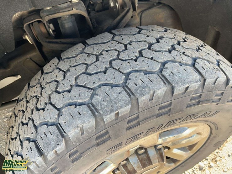 2018-chevrolet-silverado-3500hd-image-10