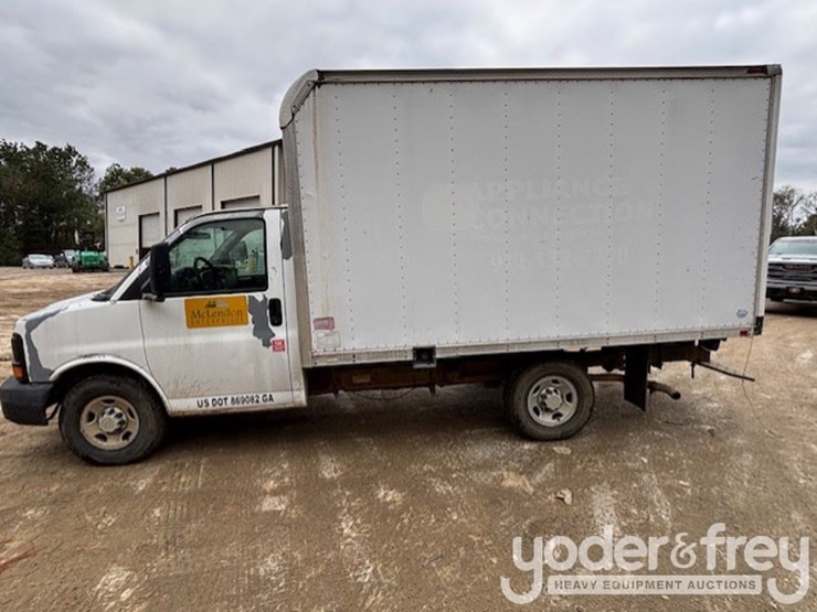 2006-chevrolet-3500-image-2