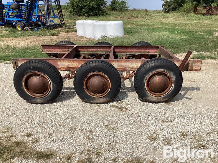 triple-axle-frame-w/tires-image-8