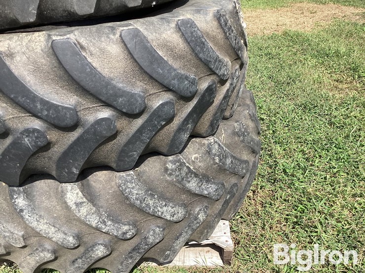 2)-16.9r30-tires-&-(1)-13.6-24-image-11
