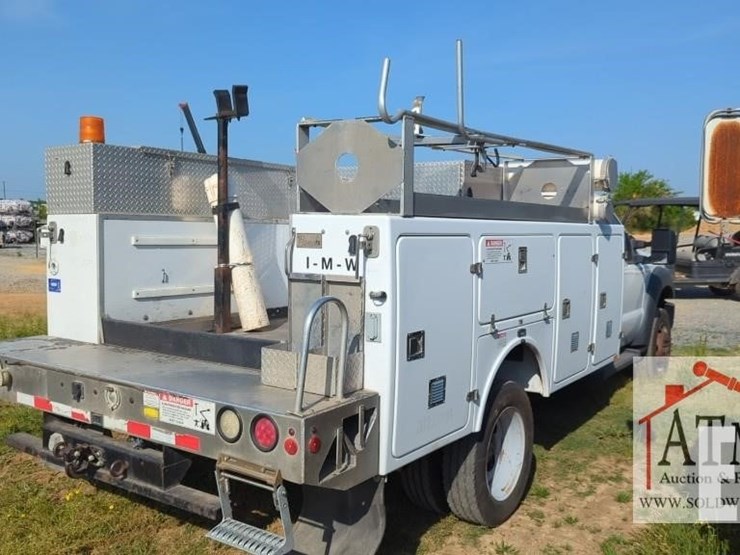 2012-ford-f450-image-3