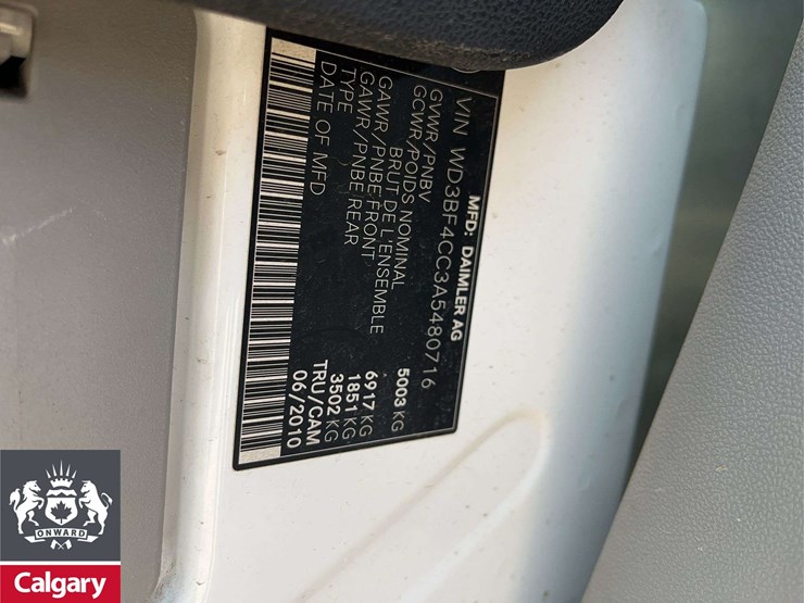 2010-mercedes-benz-sprinter-3500-image-17