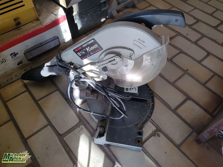 craftsman-8-1/4in-mitre-saw-image-1