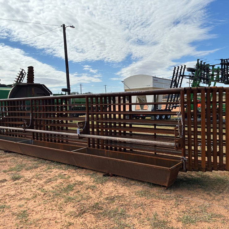 #T8214 • (10) Cattle Panels
