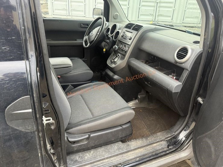 2003-honda-element-image-18