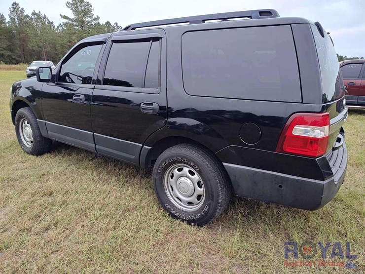 2016-ford-expedition-image-2