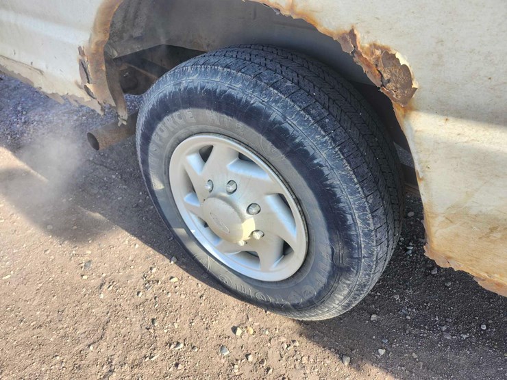 2007-ford-e350-image-26