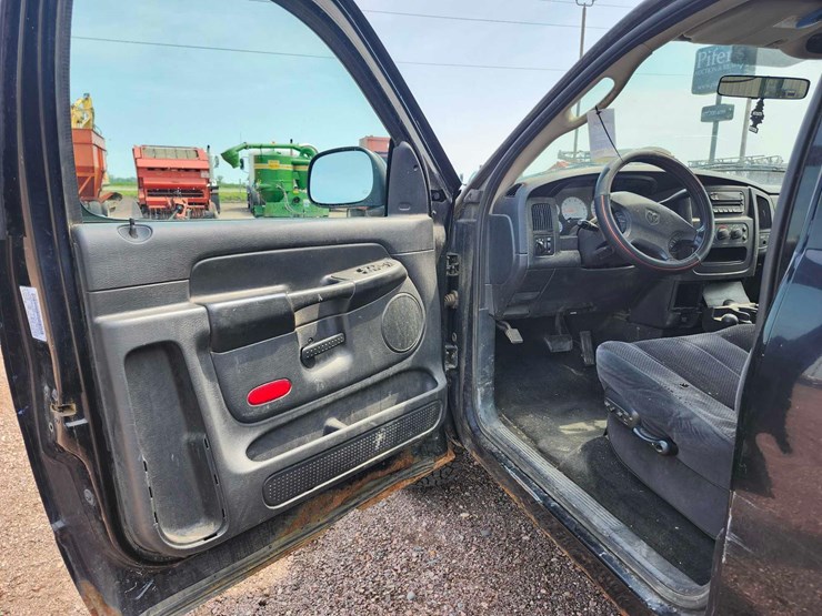 2003-dodge-ram-1500-image-11