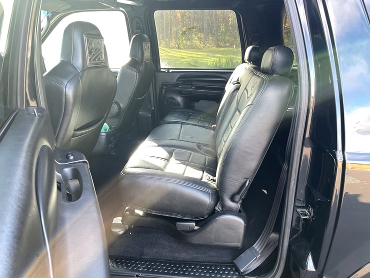 2004-ford-excursion-limited-image-51
