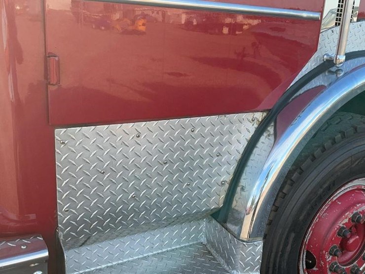 #2000-•-1982-sutphen-deluge-fire-engine-truck-detroit-diesel-6v92ta-image-19