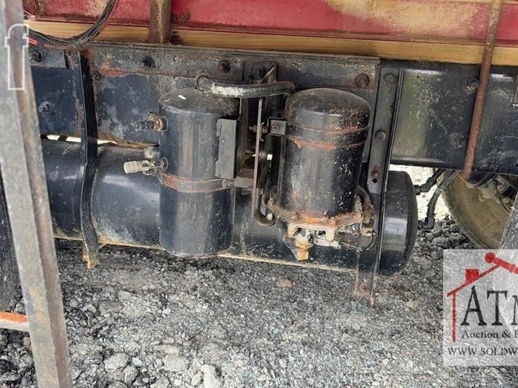 2000-mack-rd690s-image-10